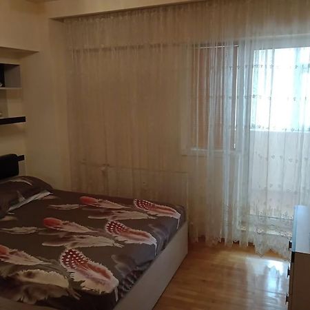 Apartament Ultracentral Kfc Craiova Exterior photo
