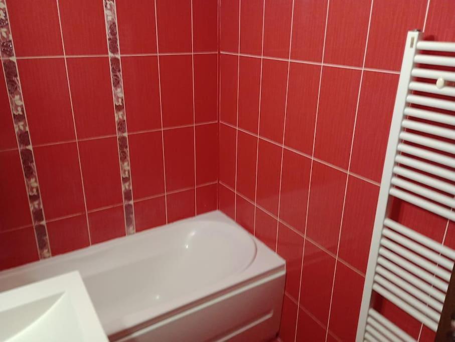 Apartament Ultracentral Kfc Craiova Exterior photo